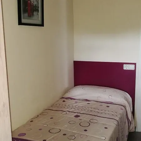 בית נופש Casa El Serrat Del Tell